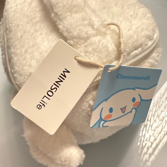 Miniso × Sanrio Cinnamoroll Plush Pouch - Picture 5 of 9